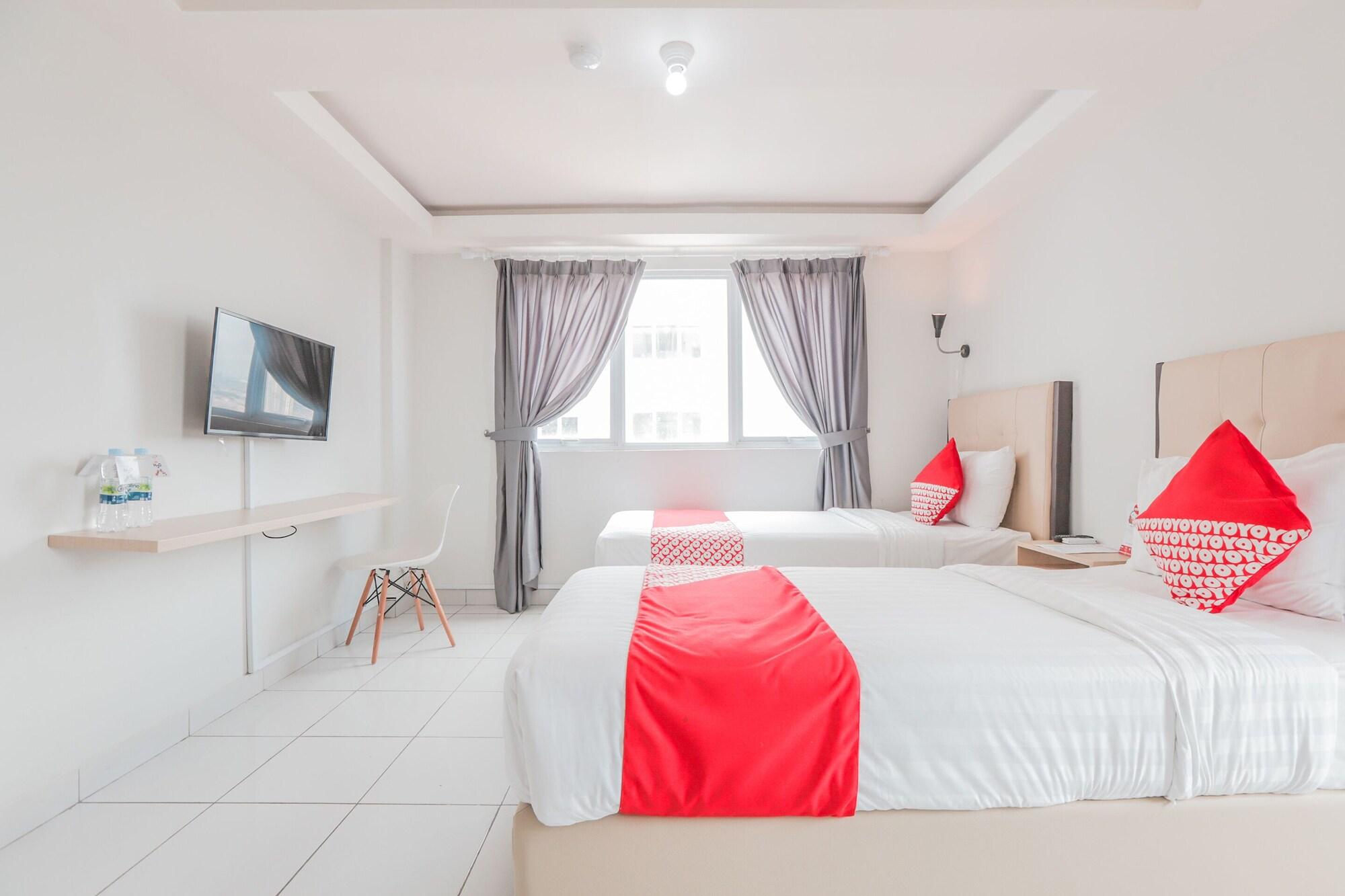 Flagship 210 Amethyst Kemayoran Giacarta Esterno foto