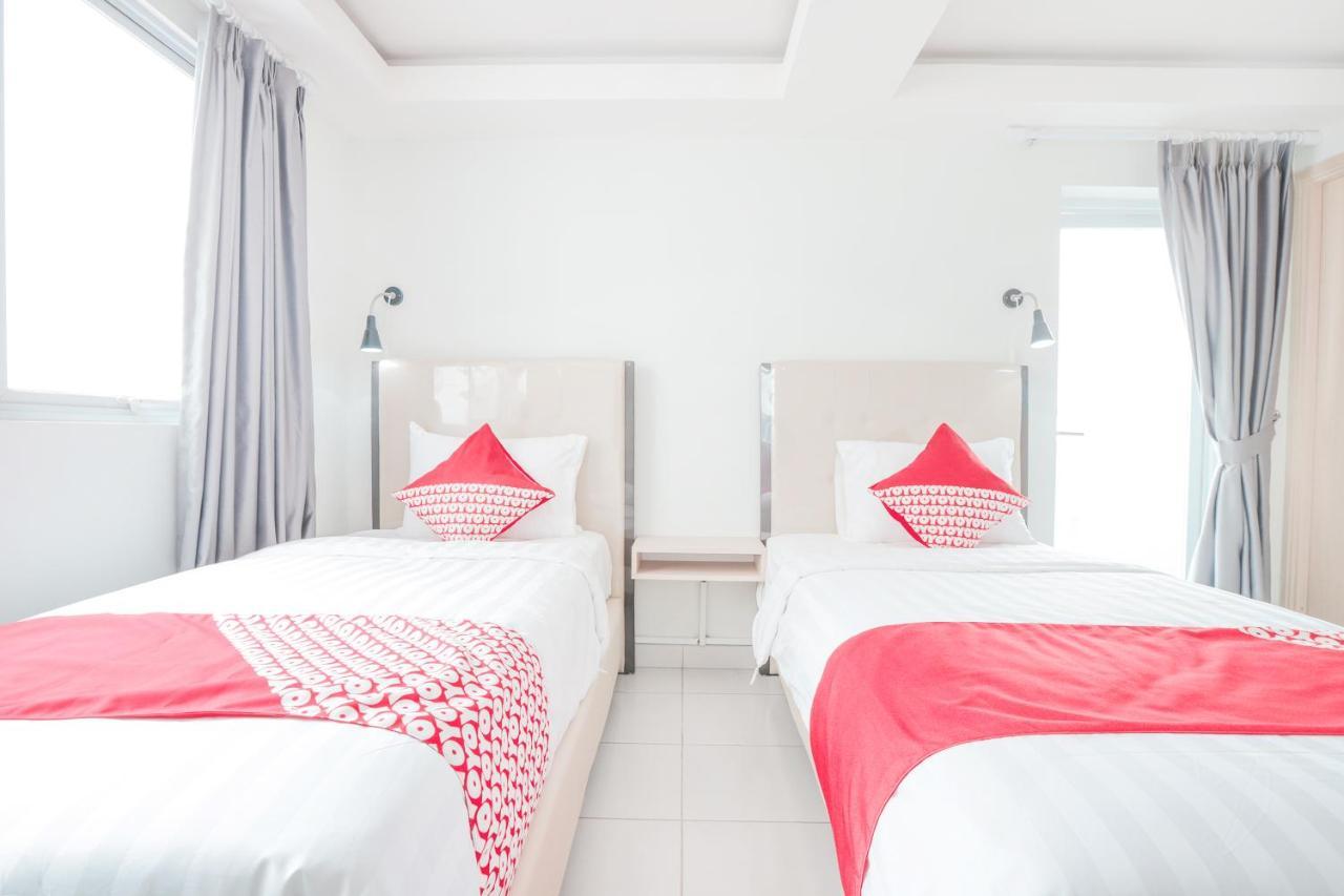 Flagship 210 Amethyst Kemayoran Giacarta Esterno foto