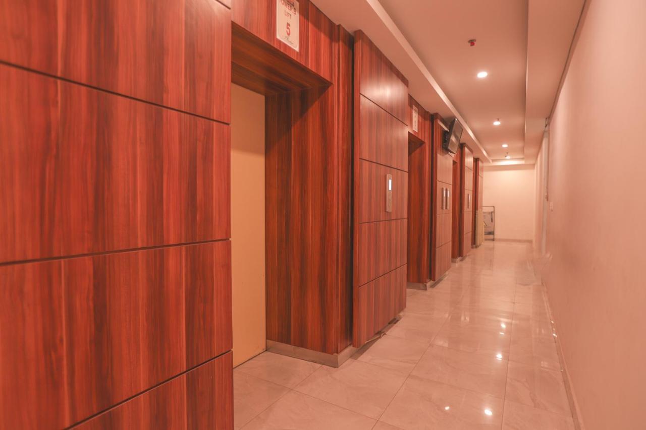Flagship 210 Amethyst Kemayoran Giacarta Esterno foto